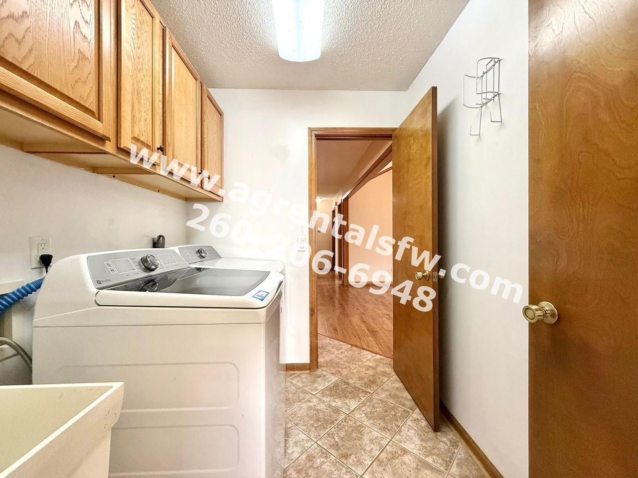 823 Woodland Springs Pl - Photo 6 of 19