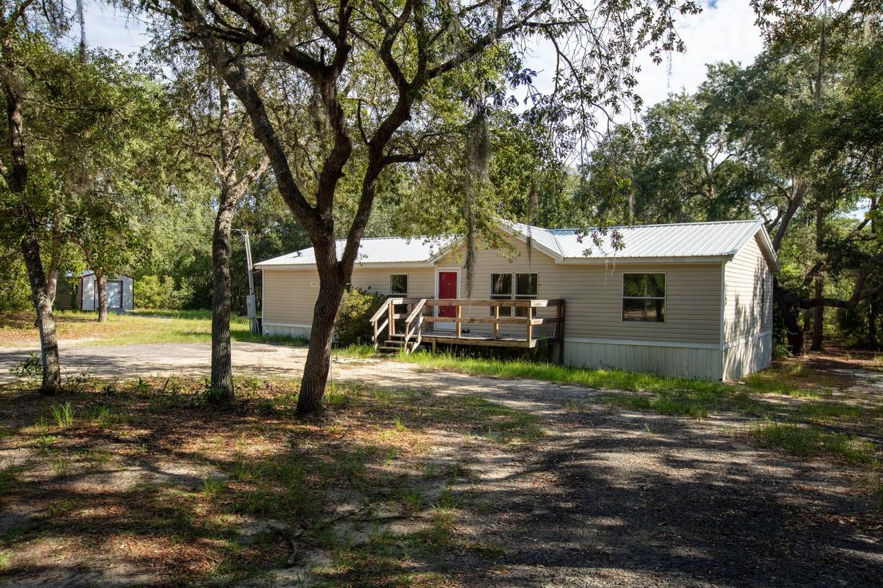 7463 Lilly Ct - Photo 2 of 13