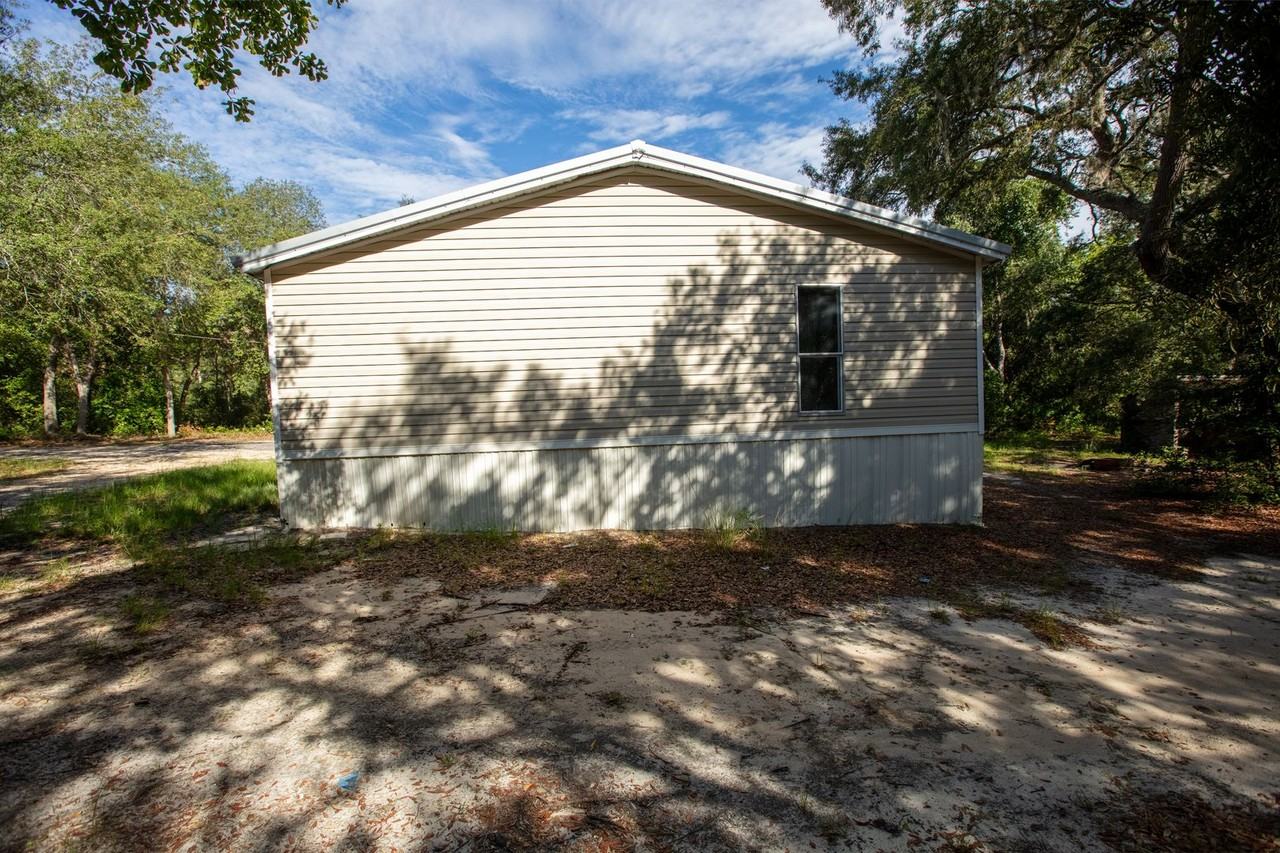 7463 Lilly Ct - Photo 3 of 13