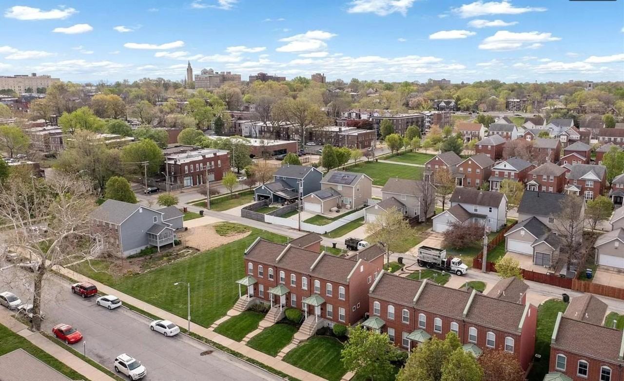 3920 Folsom Ave - Photo 3 of 27