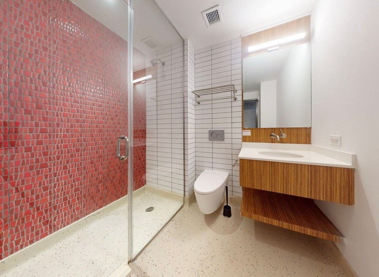 810 Broad Apartments - Photo 4 of 6