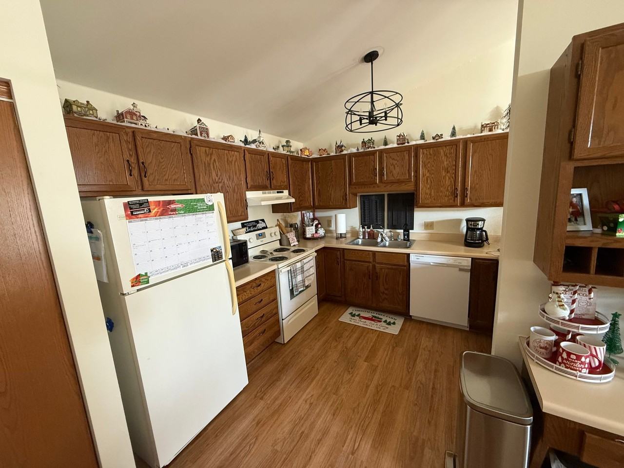 Brookpark Apartments - Photo 4 of 23