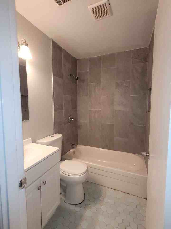 1519 Coffee Ct - Photo 7 of 9