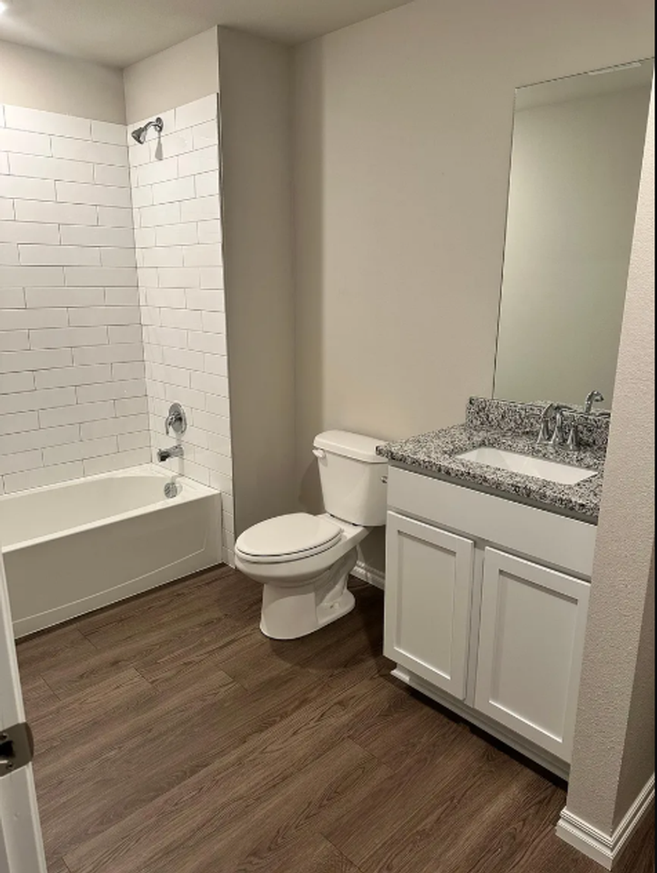 3117 Stonewall Dr - Photo 4 of 13