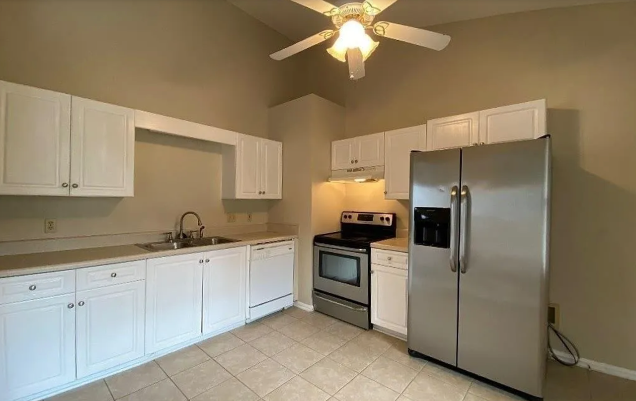 115 Stamhope Ct - Photo 2 of 14