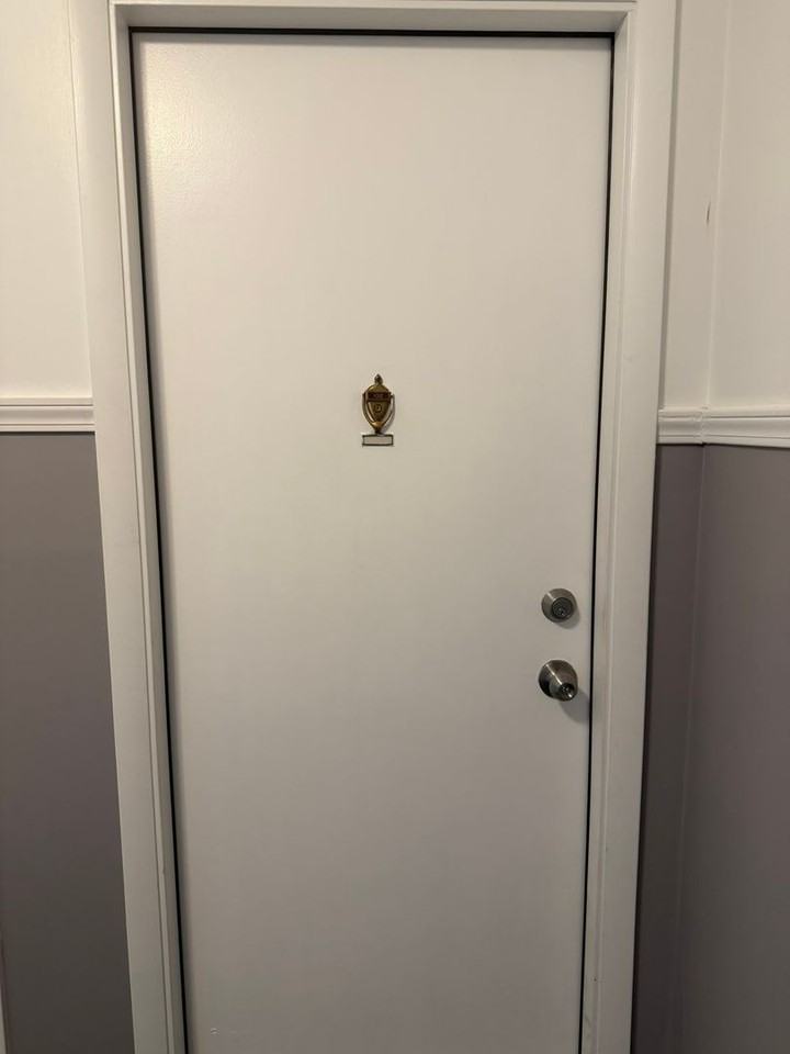 304 N Carter St #102 - Photo 3 of 24