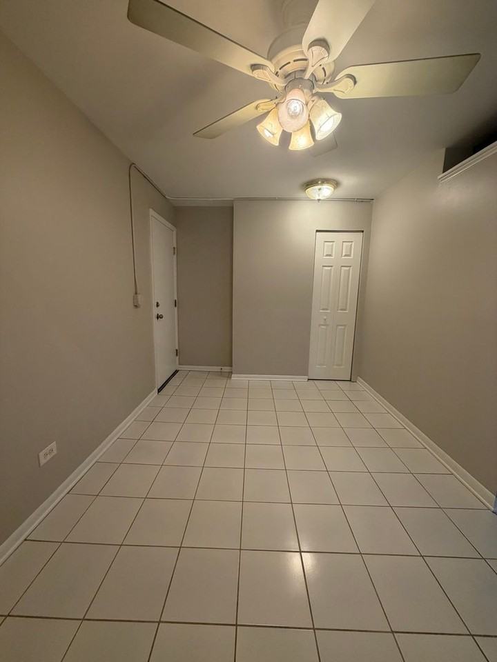 304 N Carter St #102 - Photo 5 of 24