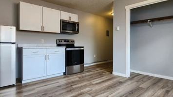 featured image of 3006 7 1/2 Ave N