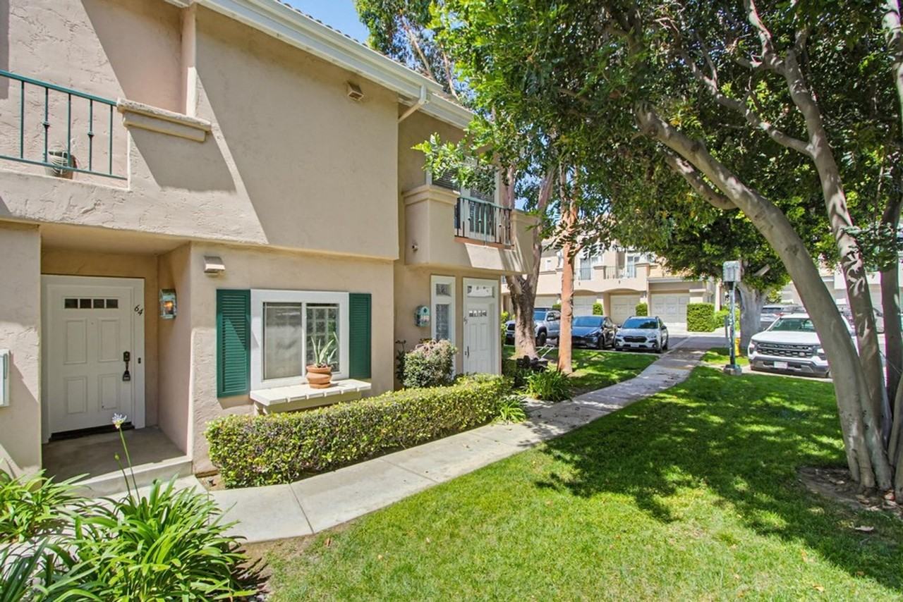 7275 Calabria Ct #64 - Photo 3 of 38