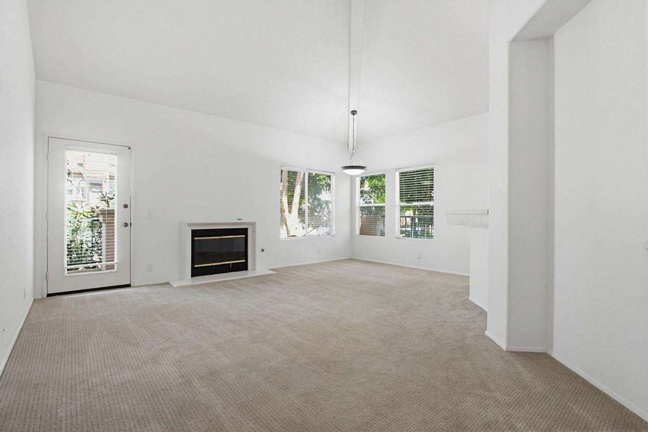 7275 Calabria Ct #64 - Photo 5 of 38