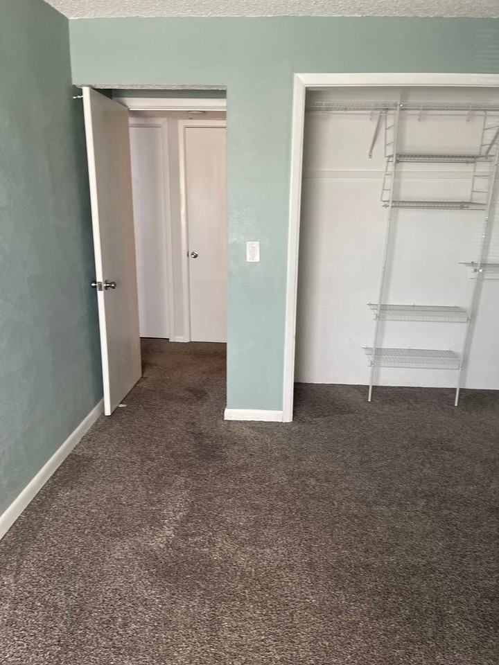 1606 Cottonwood Dr #10 - Photo 6 of 24