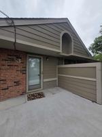 featured image of 1109 Country Club Ln #3