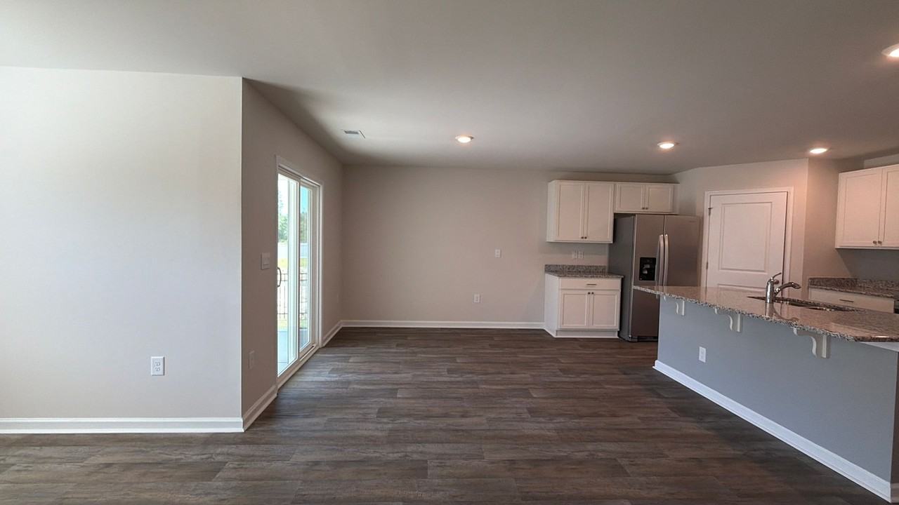 500 Acosta Cir - Photo 7 of 17