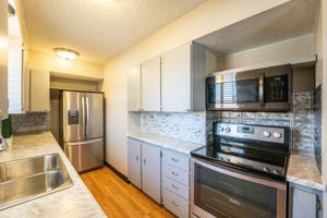 featured image of 954 S Miller St