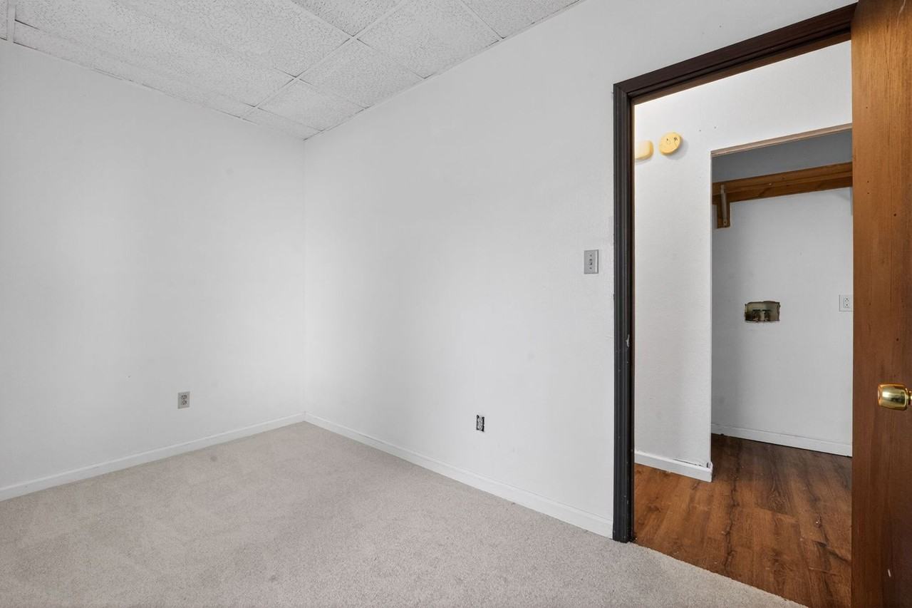 1111 1111 Ln Salle St - Photo 7 of 28