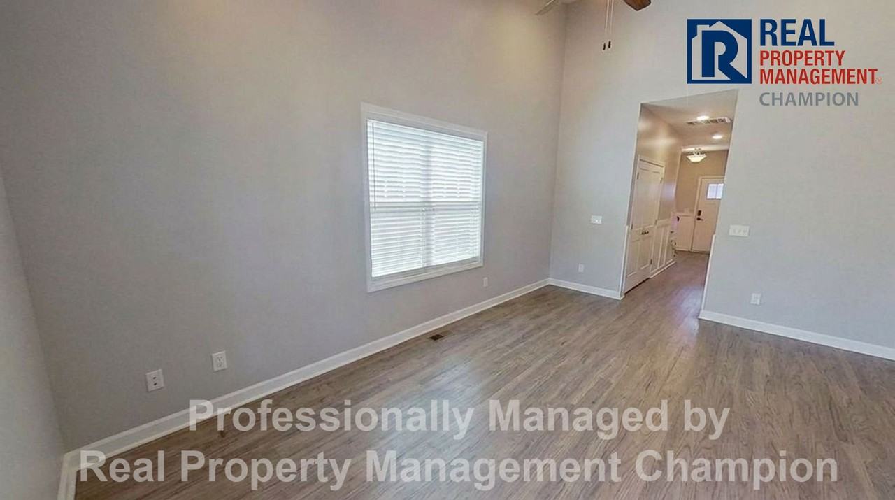 148 Lincoln Place Cir - Photo 5 of 22