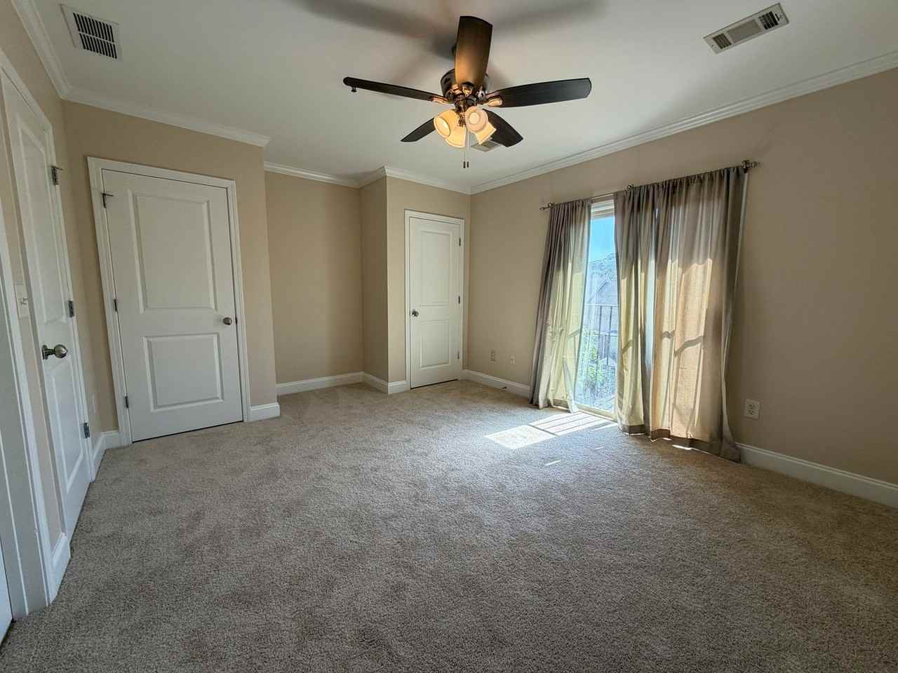 200 Rivergrove Pkwy - Photo 5 of 12