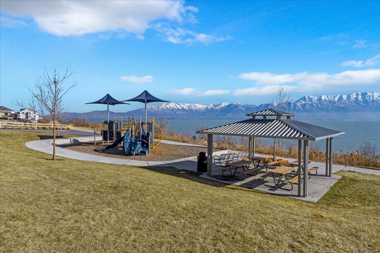 2869 S Drake Ave - Photo 6 of 50