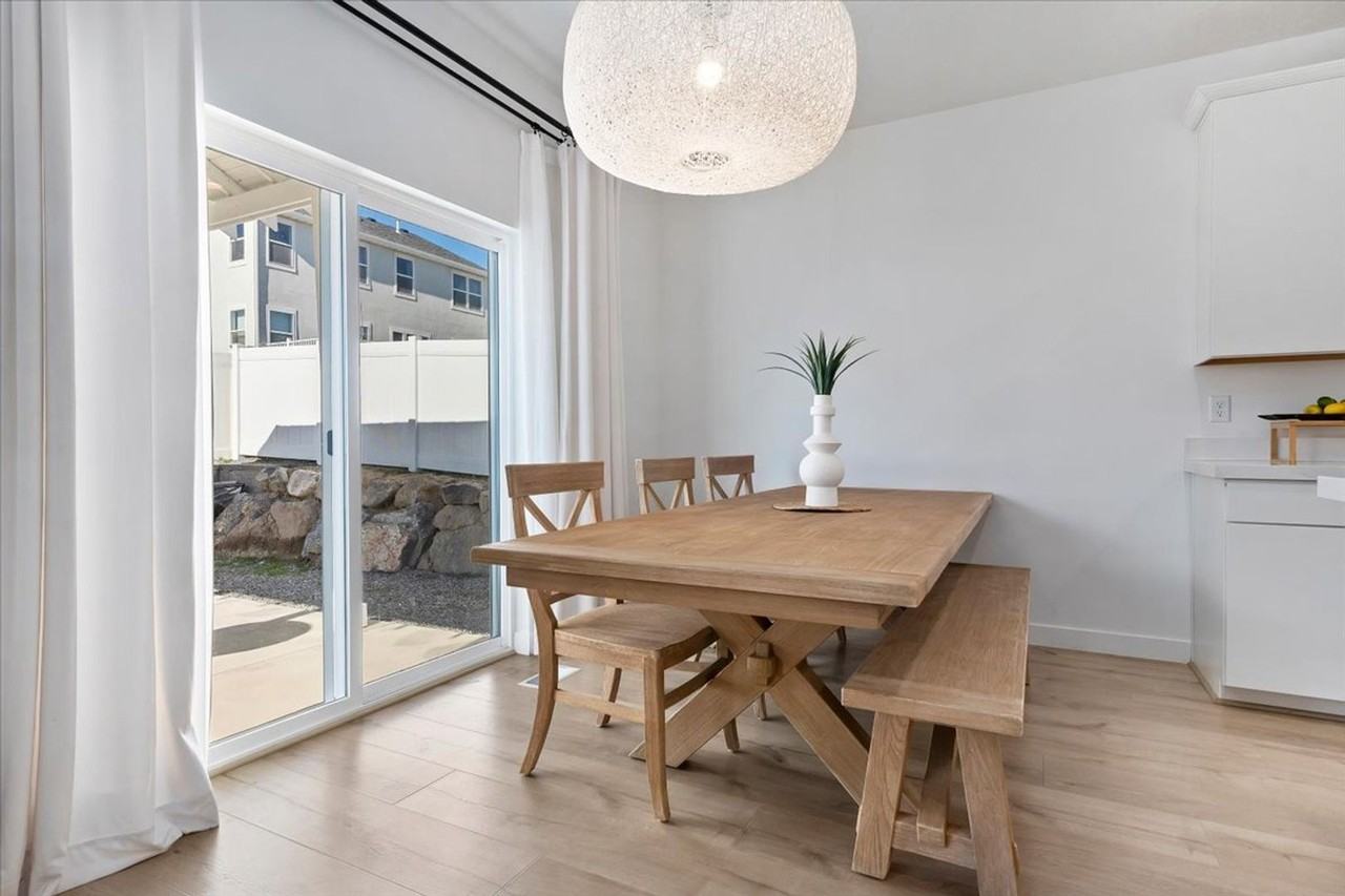 2869 S Drake Ave - Photo 7 of 50