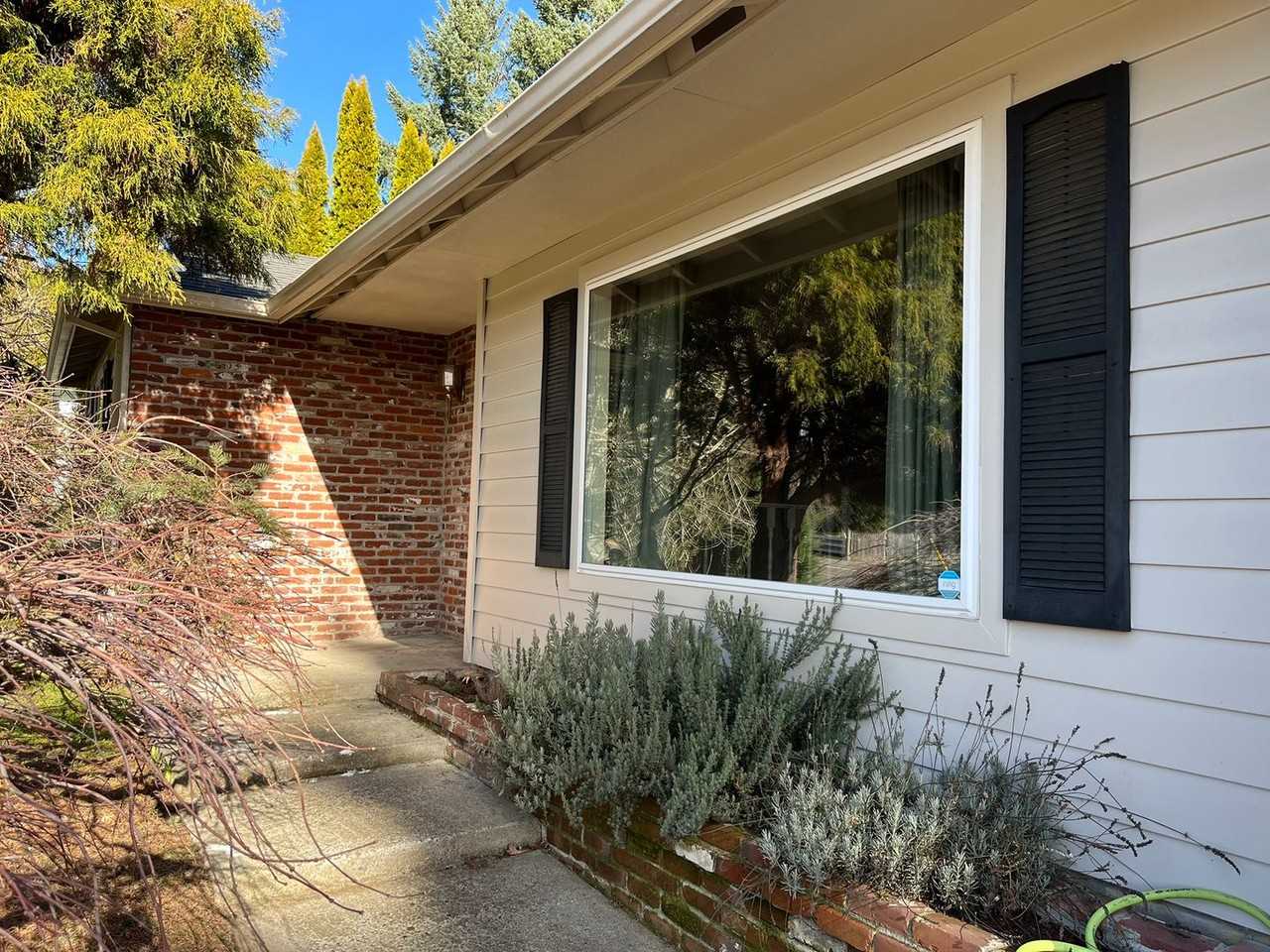 1440 Nw Saltzman Rd - Photo 3 of 37