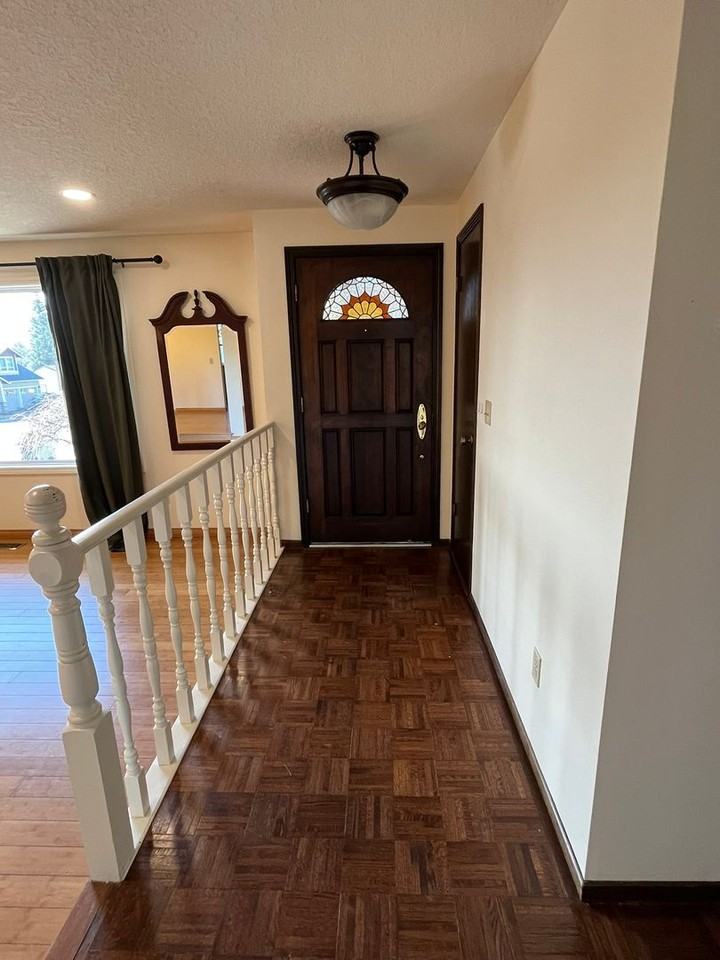 1440 Nw Saltzman Rd - Photo 5 of 37