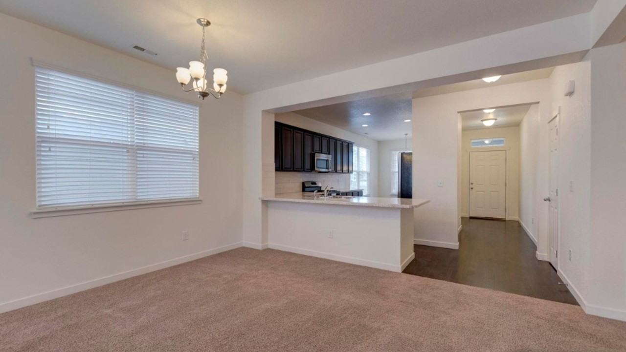 9054 Ellis Way - Photo 4 of 18