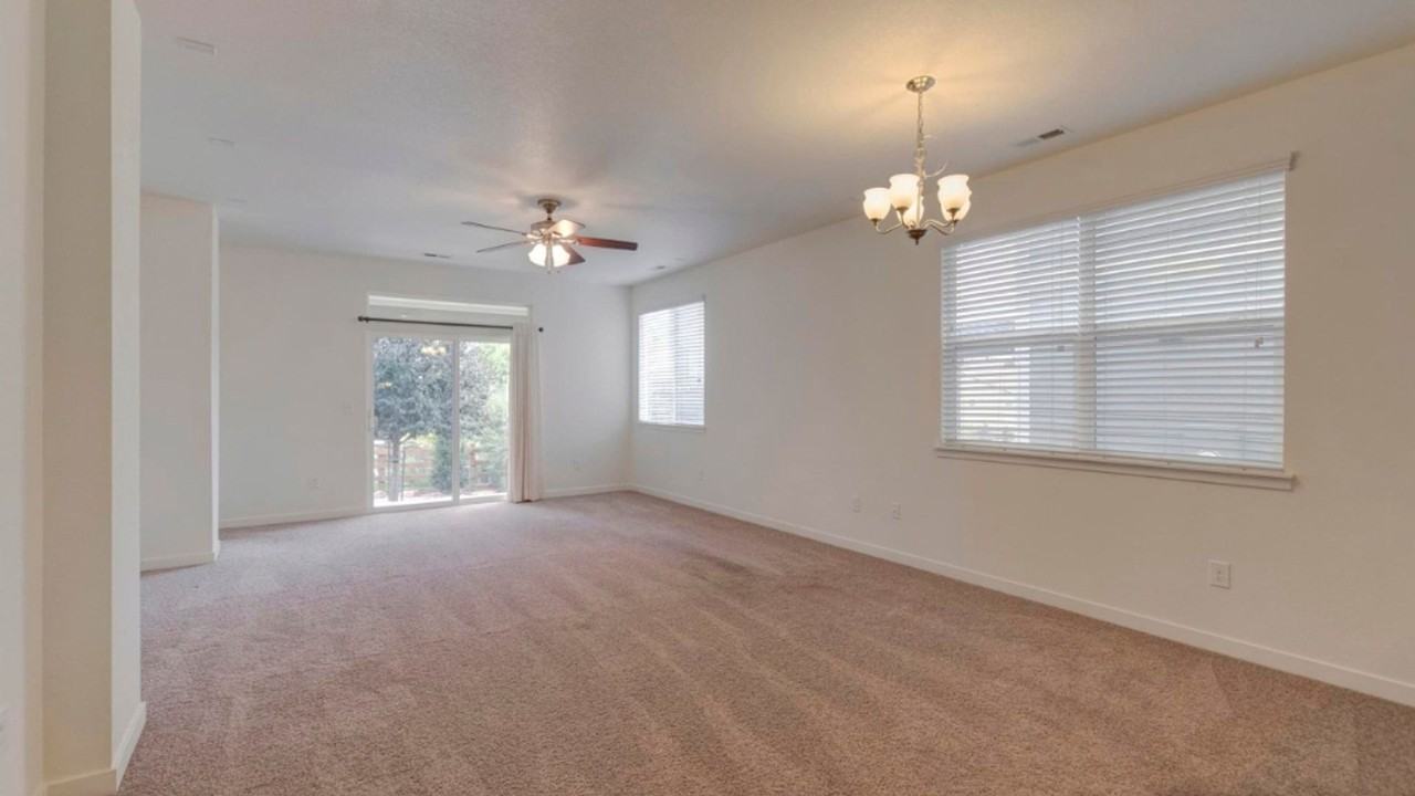 9054 Ellis Way - Photo 6 of 18