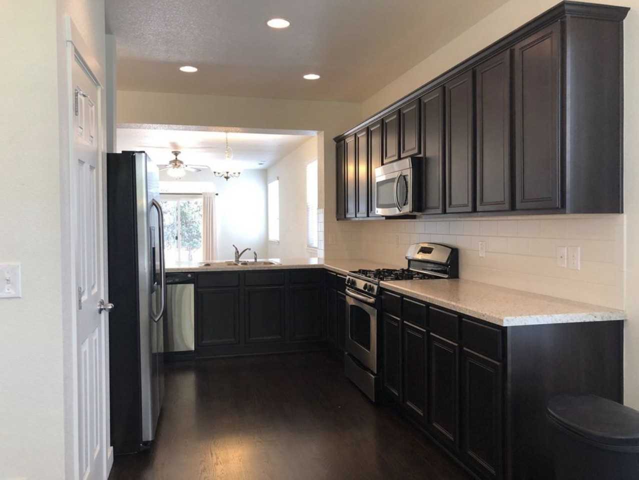 9054 Ellis Way - Photo 7 of 18