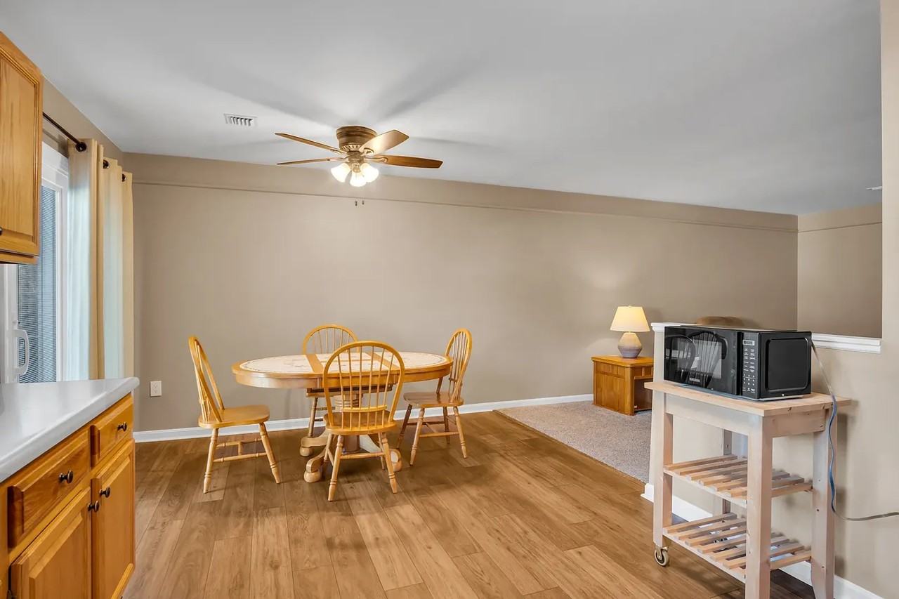 7214 Huntingdon St - Photo 4 of 23