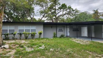 featured image of 102 S Christmas Hill Rd