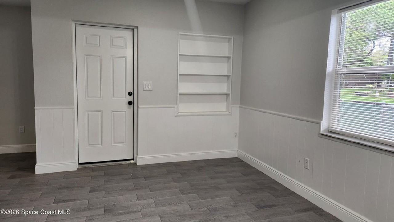 102 S Christmas Hill Rd - Photo 6 of 18