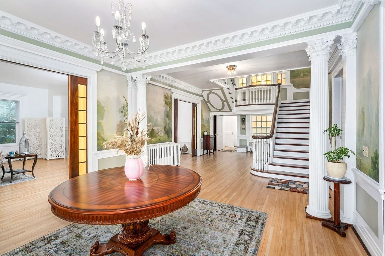 2307 E Superior St #1 - Photo 7 of 29