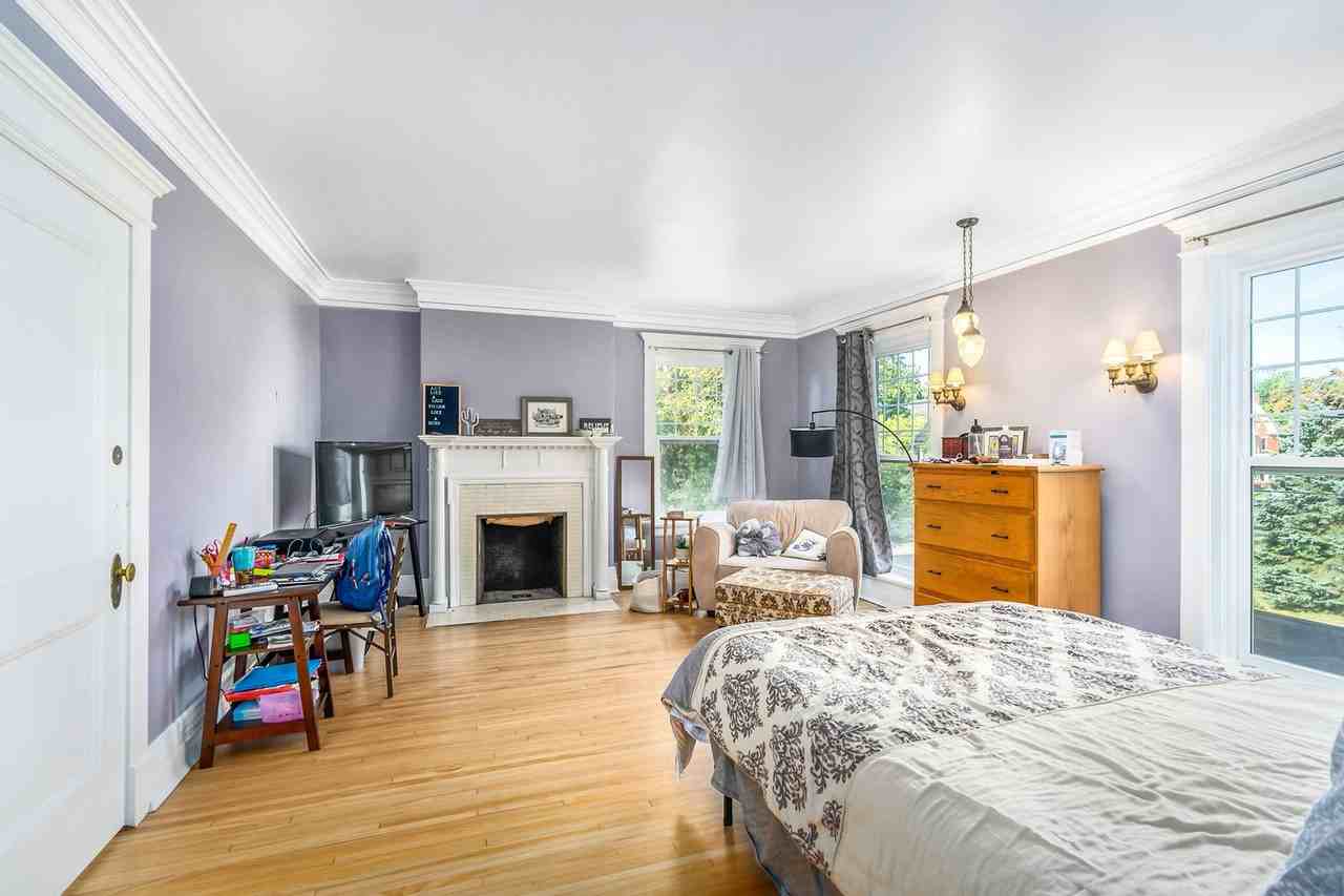2307 E Superior St #2 - Photo 4 of 32