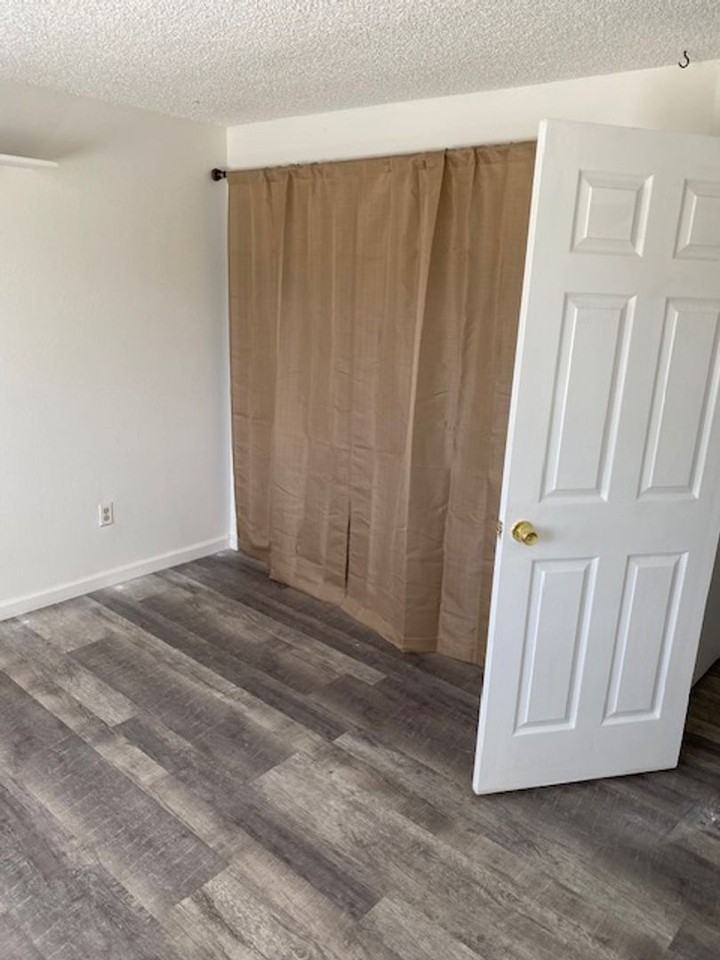 3481 Indian Dr - Photo 3 of 24