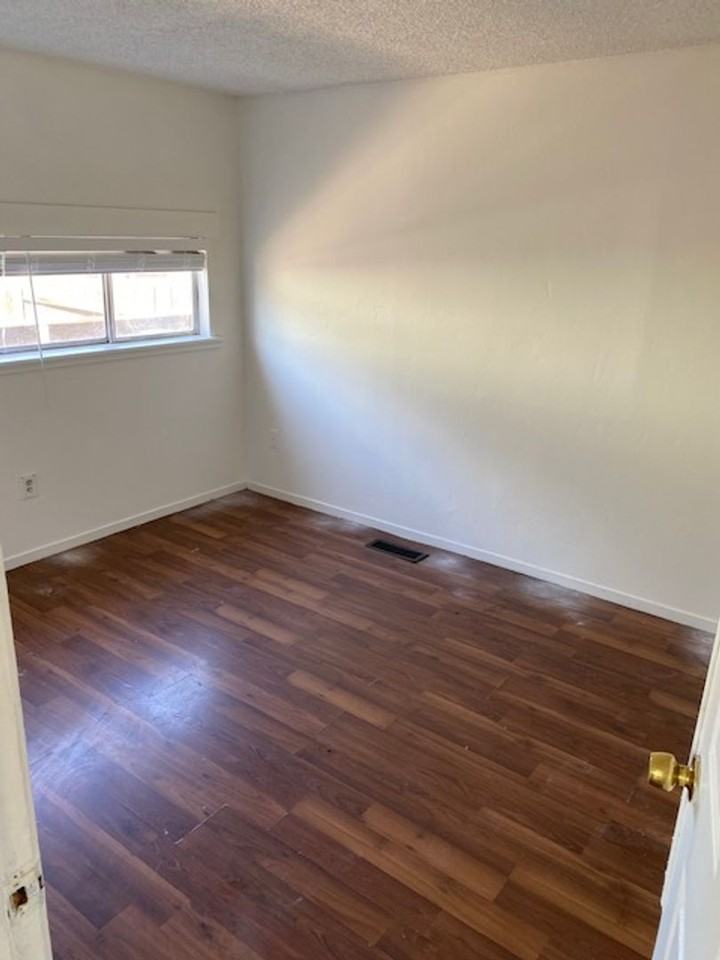 3481 Indian Dr - Photo 5 of 24