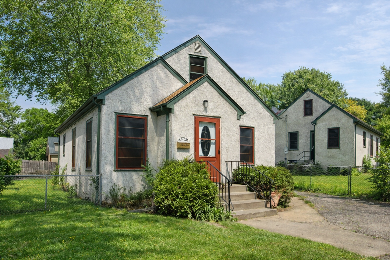 3625 Orchard Ave N - Photo 2 of 2