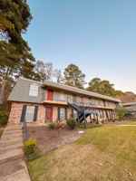 featured image of 1600 N 7th St #2