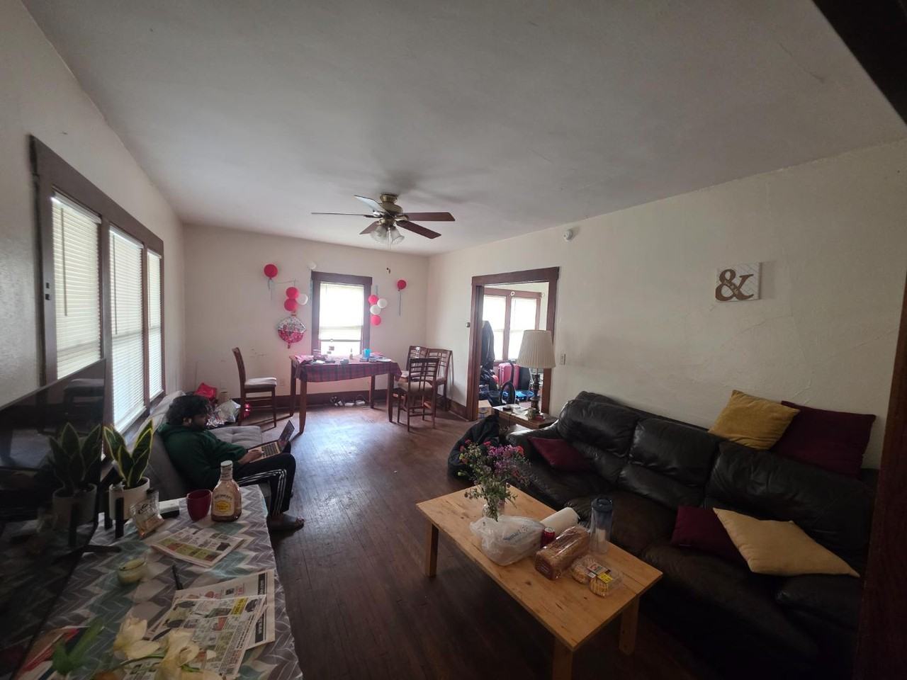 415 E Clark St - Photo 6 of 20