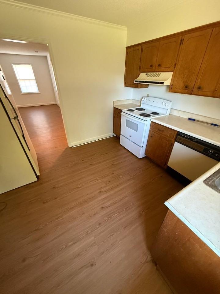 3991 Parris Bridge Rd - Photo 6 of 16