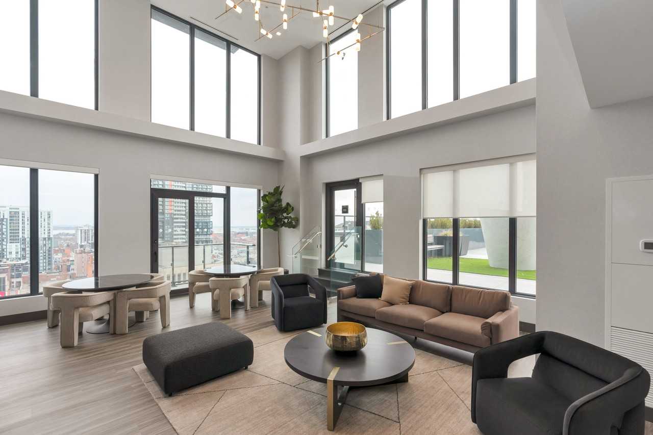 75 James St S, Hamilton, ON L8P 4V8, Canada - Photo 4 of 48