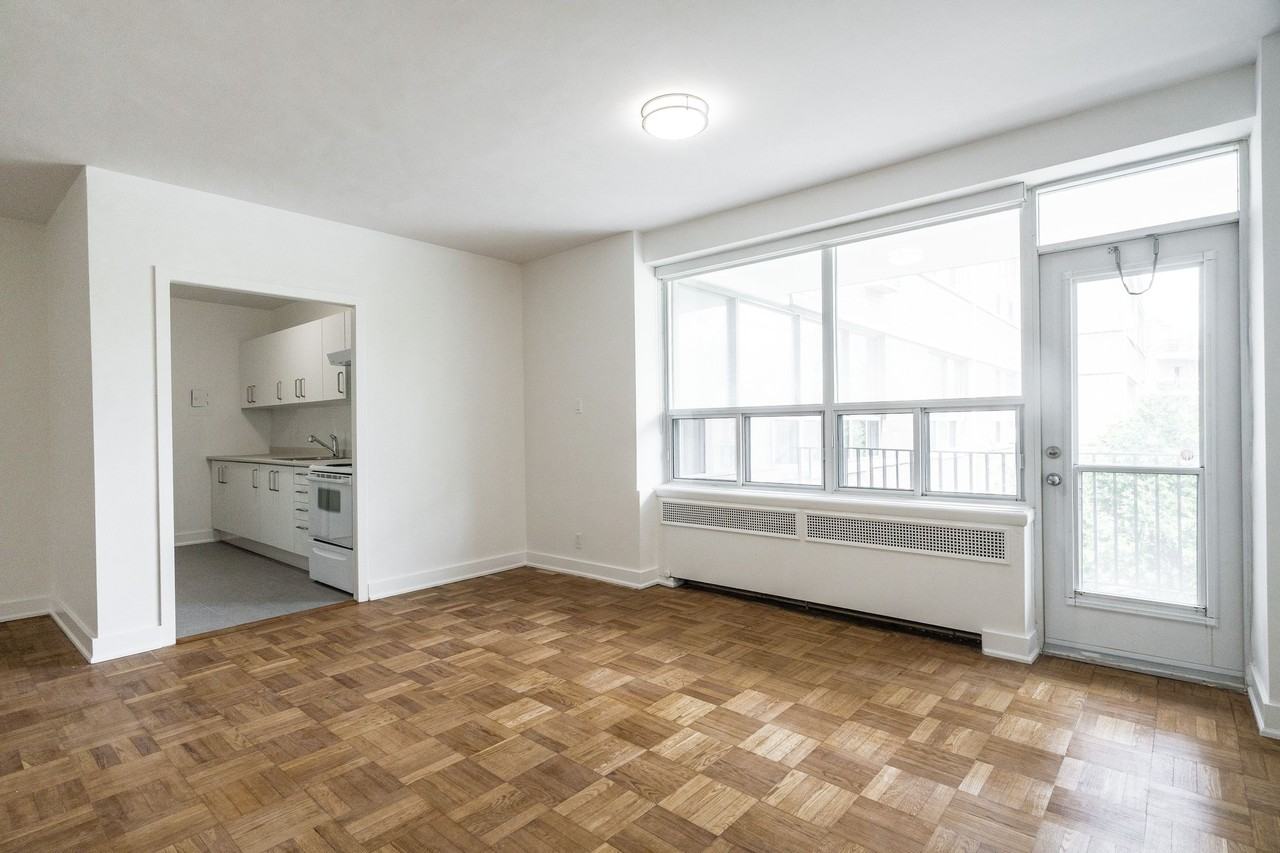 755 Avenue Road - Photo 4 of 19