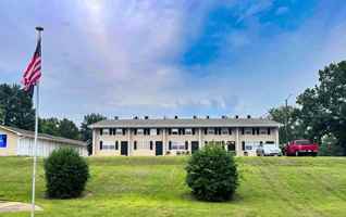 featured image of 3322 S Westwood Blvd