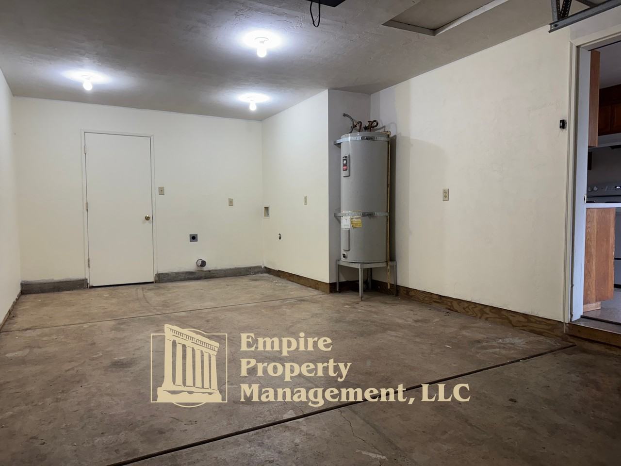 1890/1892 Waite St - 1892 #1892 - Photo 2 of 17