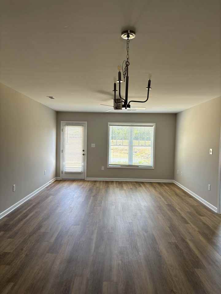 100 Bradfield Cir #1 - Photo 5 of 26