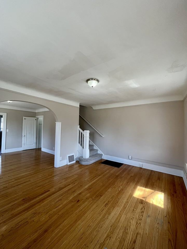 162 Labadie - 2 #2 - Photo 2 of 23