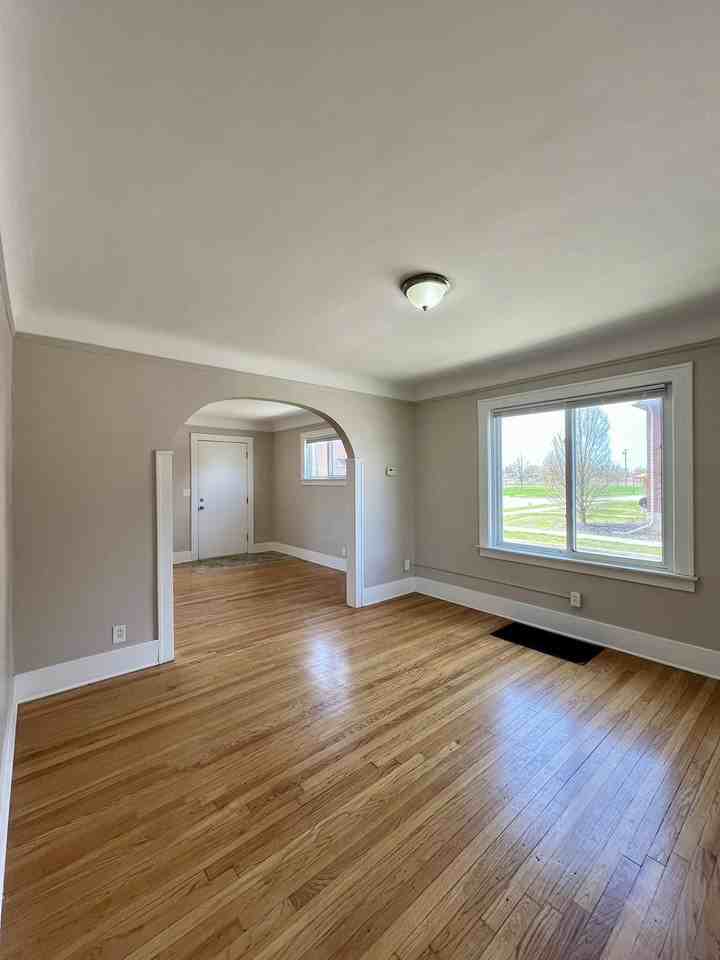 162 Labadie - 2 #2 - Photo 5 of 23