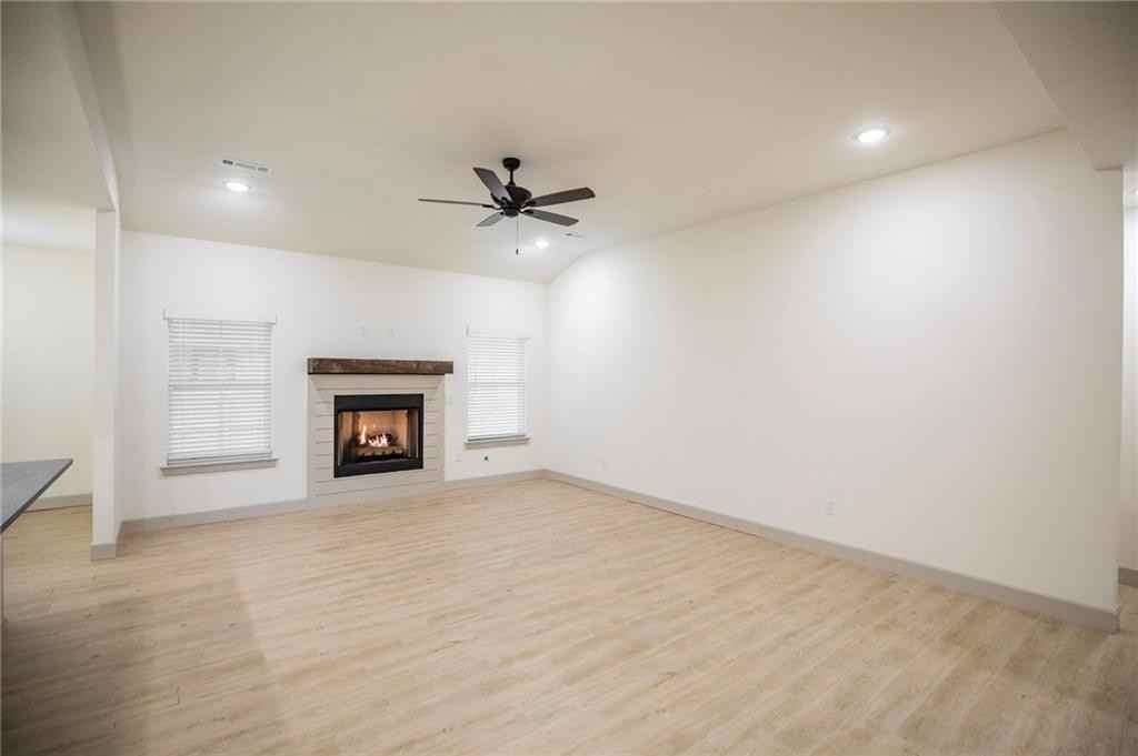 949 Cook Ln #1 - Photo 3 of 21