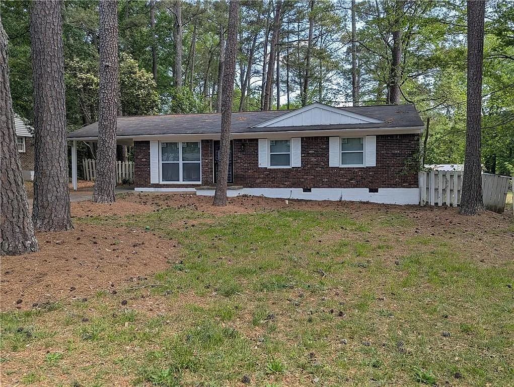4308 Sheppard Dr - Photo 3 of 13