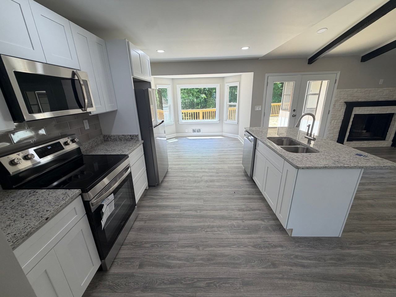 1244 Heritage Hills Cir - Photo 2 of 49