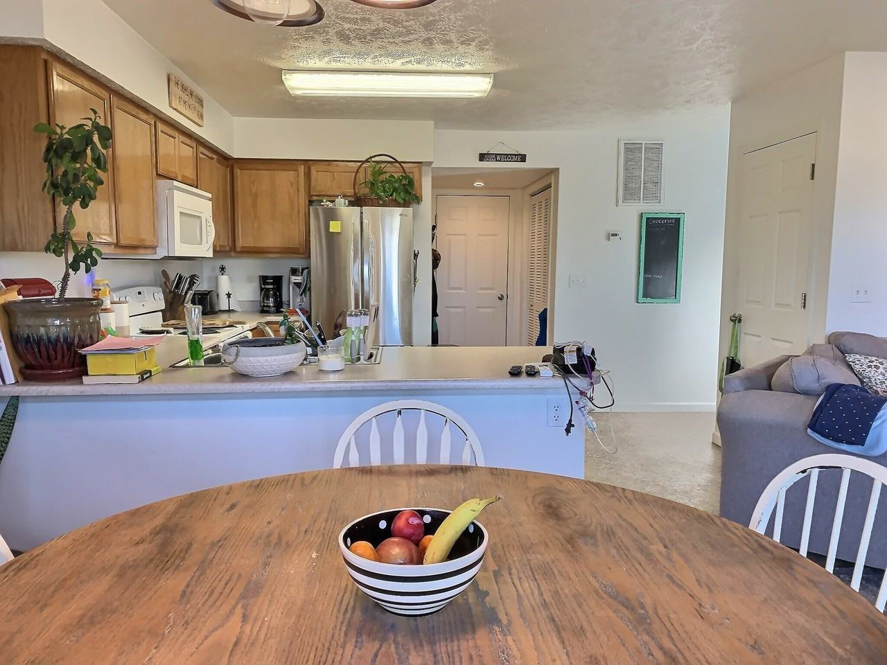 390 Colter Ave #1 - Photo 7 of 26